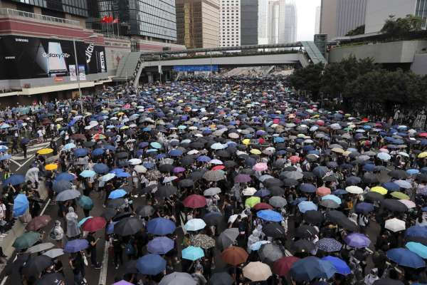 香港示威者