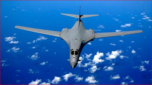图为B-1B超音速轰炸机（飞机）