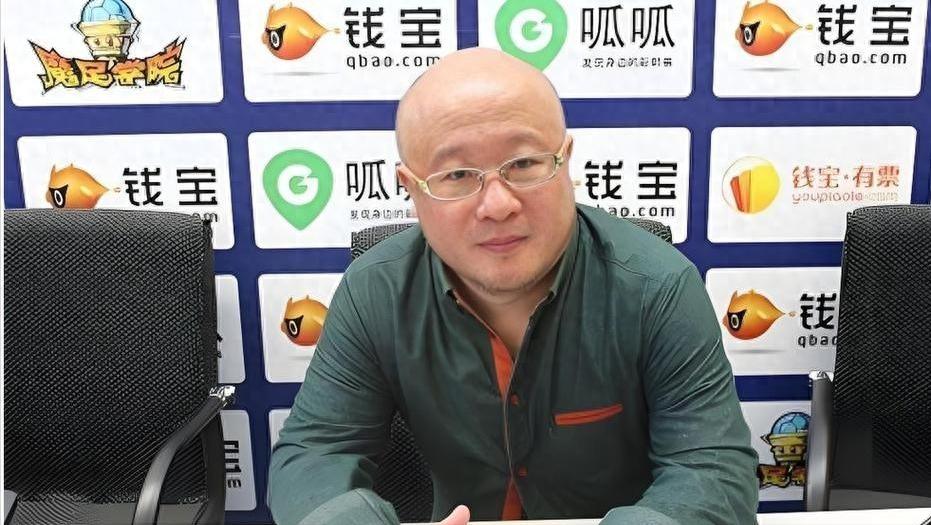 钱宝网创始人张小雷长期包养4名情妇, 每天给情妇2万零花钱