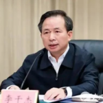 胡春华发力，王小洪李干杰相继被抓；李鸿忠被带走调查