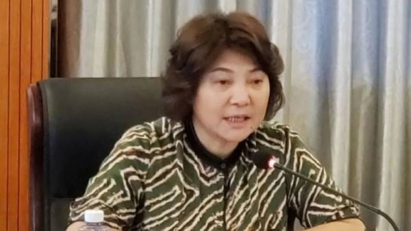 频繁出入私人会所 上海公安分局女局长唐丽娜被逮捕；上海白马会所60名&ldquo;富婆会员&rdquo;通讯录网上疯传