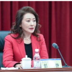 中国惊现危险剩女城！几十女围猎一男