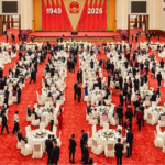 国庆会满场黑衣卫保护习近平，网友：防官员如防土匪！习怕什么？